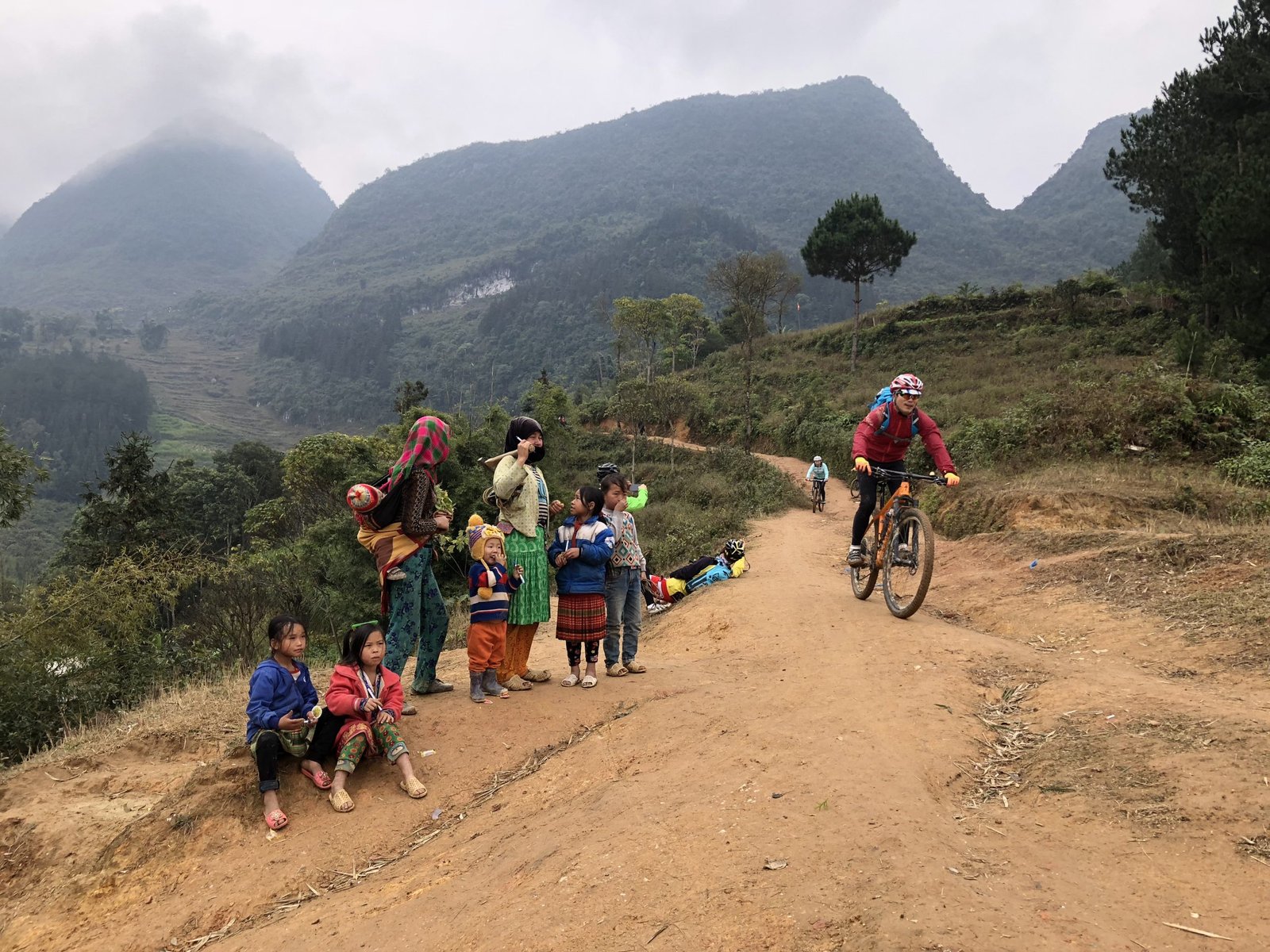 Epic 10-Day Ba Be Lake to Cao Bang Mountain Cycling Adventure